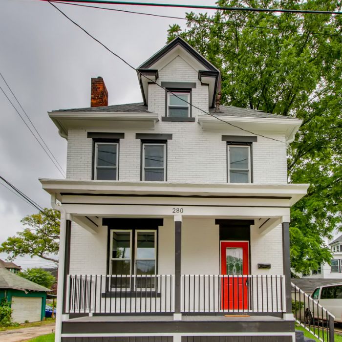 280 Taylor Ave